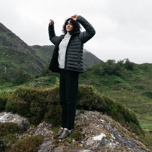 Finisterre Women's Nimbus Hooded Jacket - Picture 2 of 8